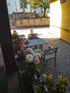 Die Terrasse des Polka Café
