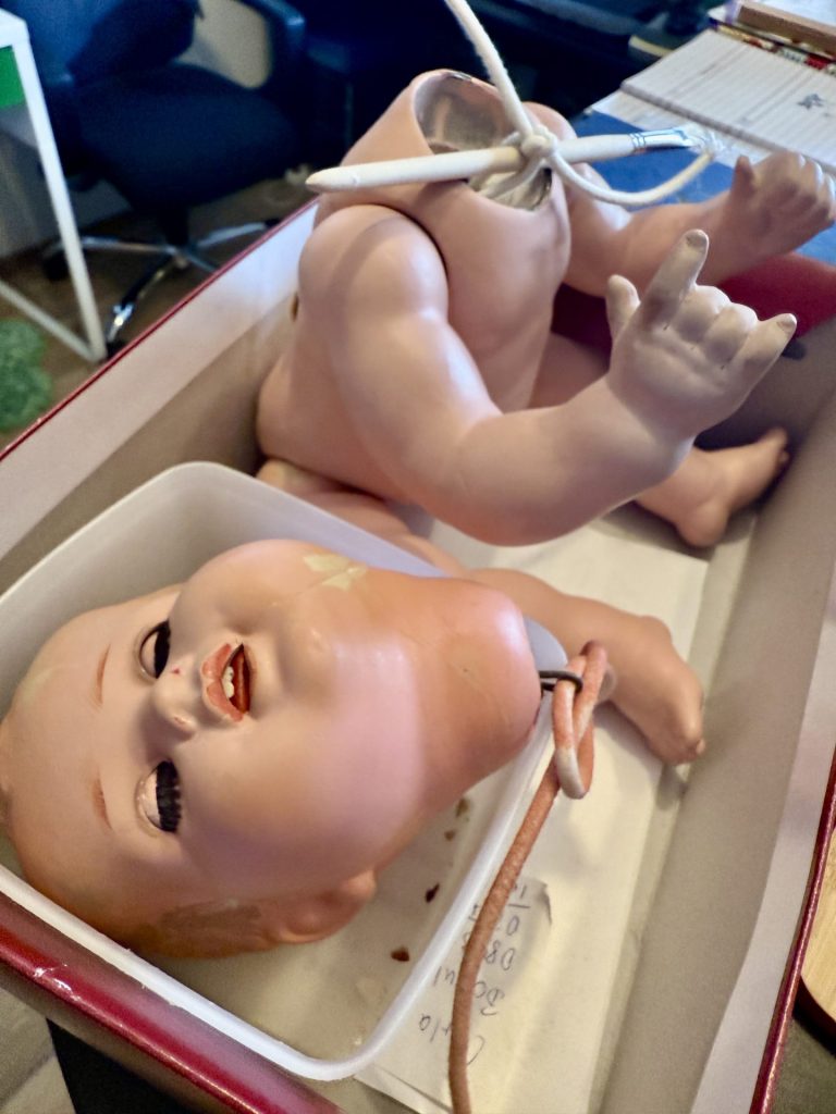 Ersatzteile Puppenreparatur